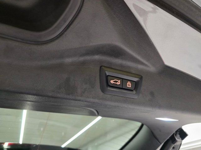 Used 2023 BMW X7 xDrive40i w/ Executive Package image 47