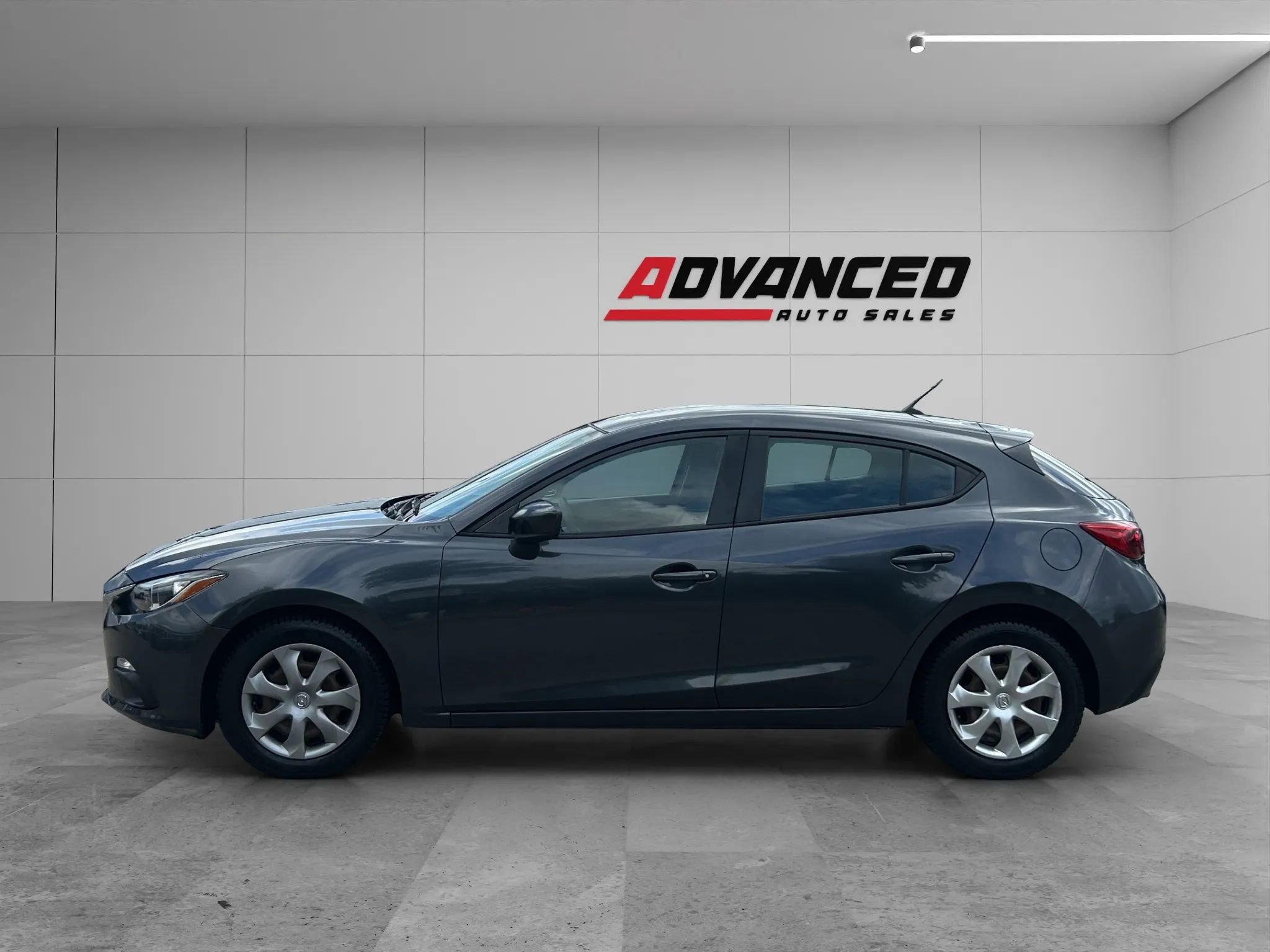 Used 2015 MAZDA MAZDA3 i Sport image 7