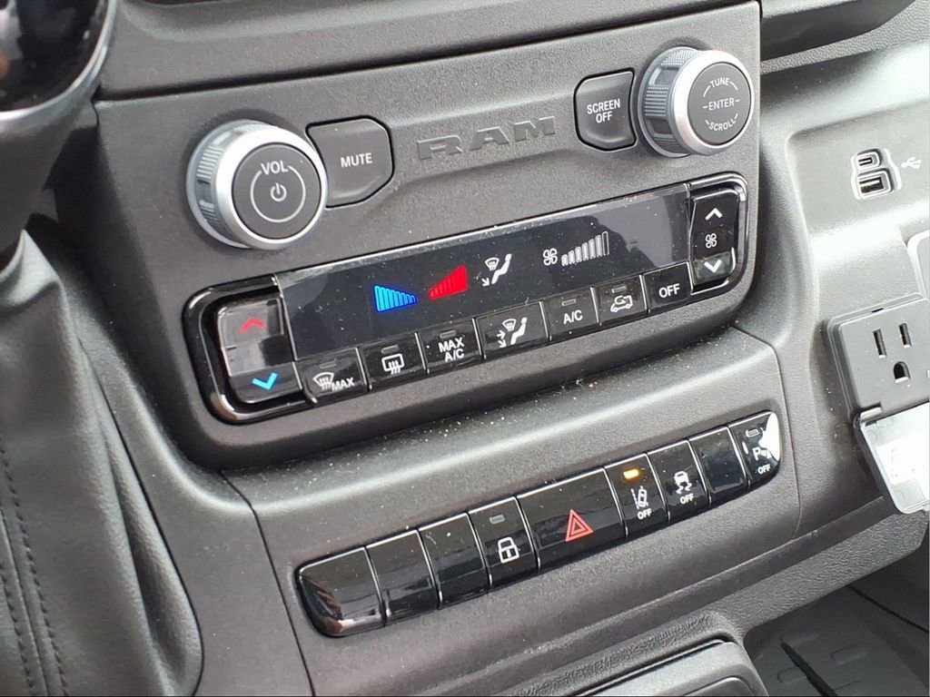 New 2026 RAM ProMaster 2500 w/ Safety Group image 18