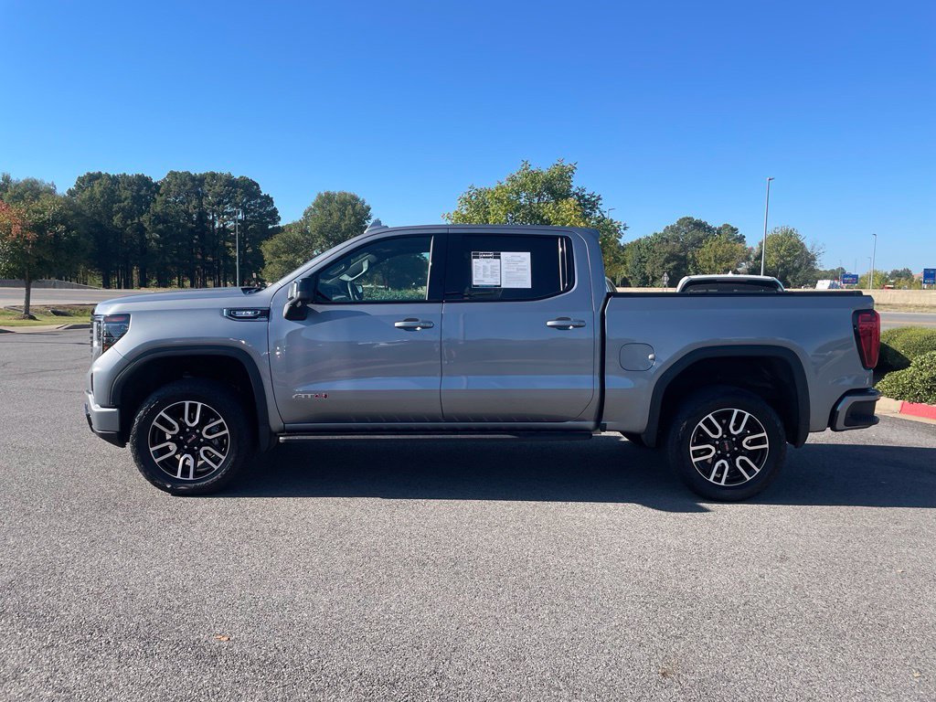 Used 2026 GMC Sierra 1500 AT4 w/ AT4 Premium Package AWD/4WD image 4