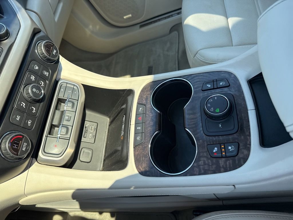 Used 2020 GMC Acadia Denali w/ Technology Package image 19