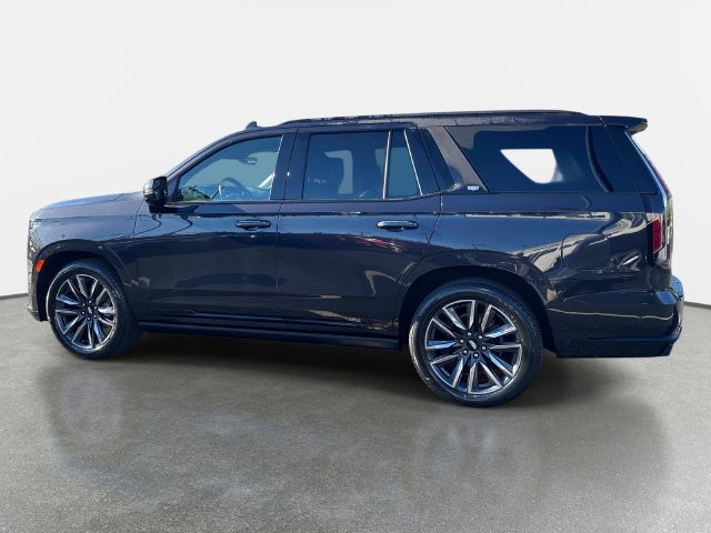 Certified 2022 Cadillac Escalade Sport Platinum w/ Heavy-Duty Trailer Package AWD/4WD image 3