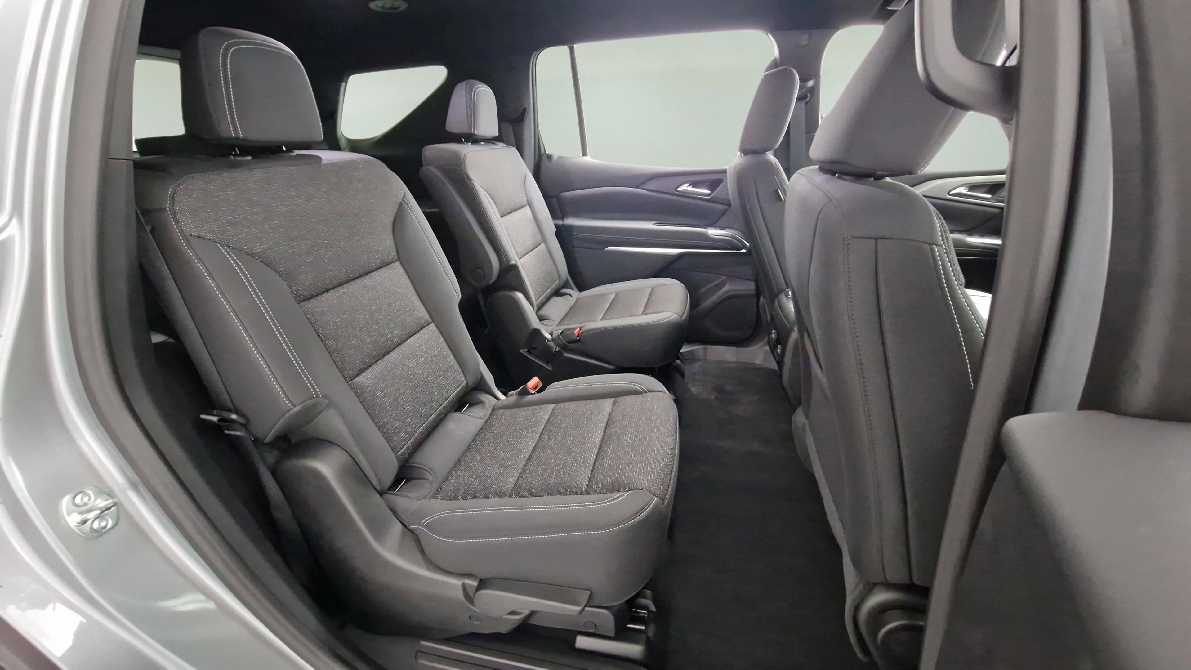 New 2026 Chevrolet Traverse LT w/ Driver Confidence Package image 14