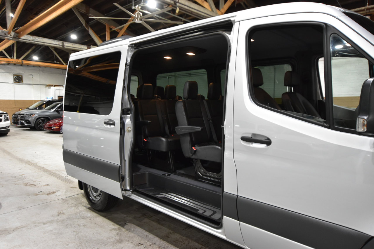 Used 2021 Mercedes-Benz Sprinter 2500 image 38