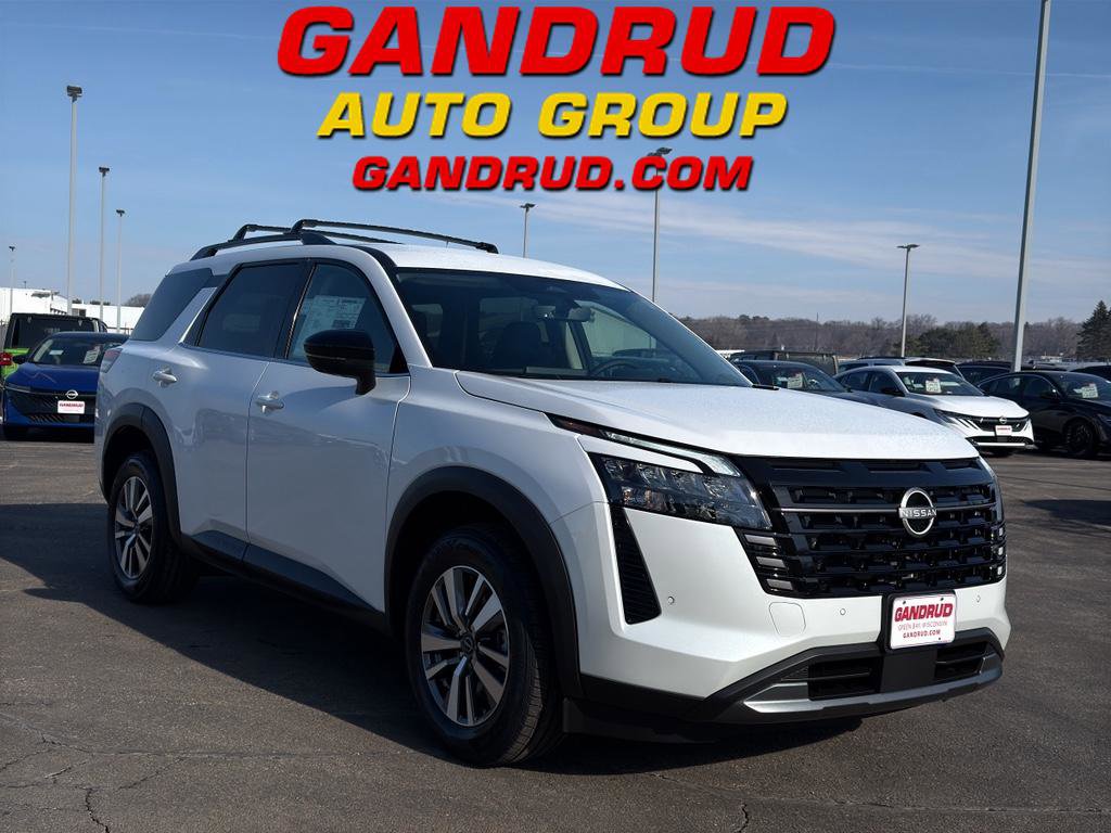 New 2026 Nissan Pathfinder SL image 1