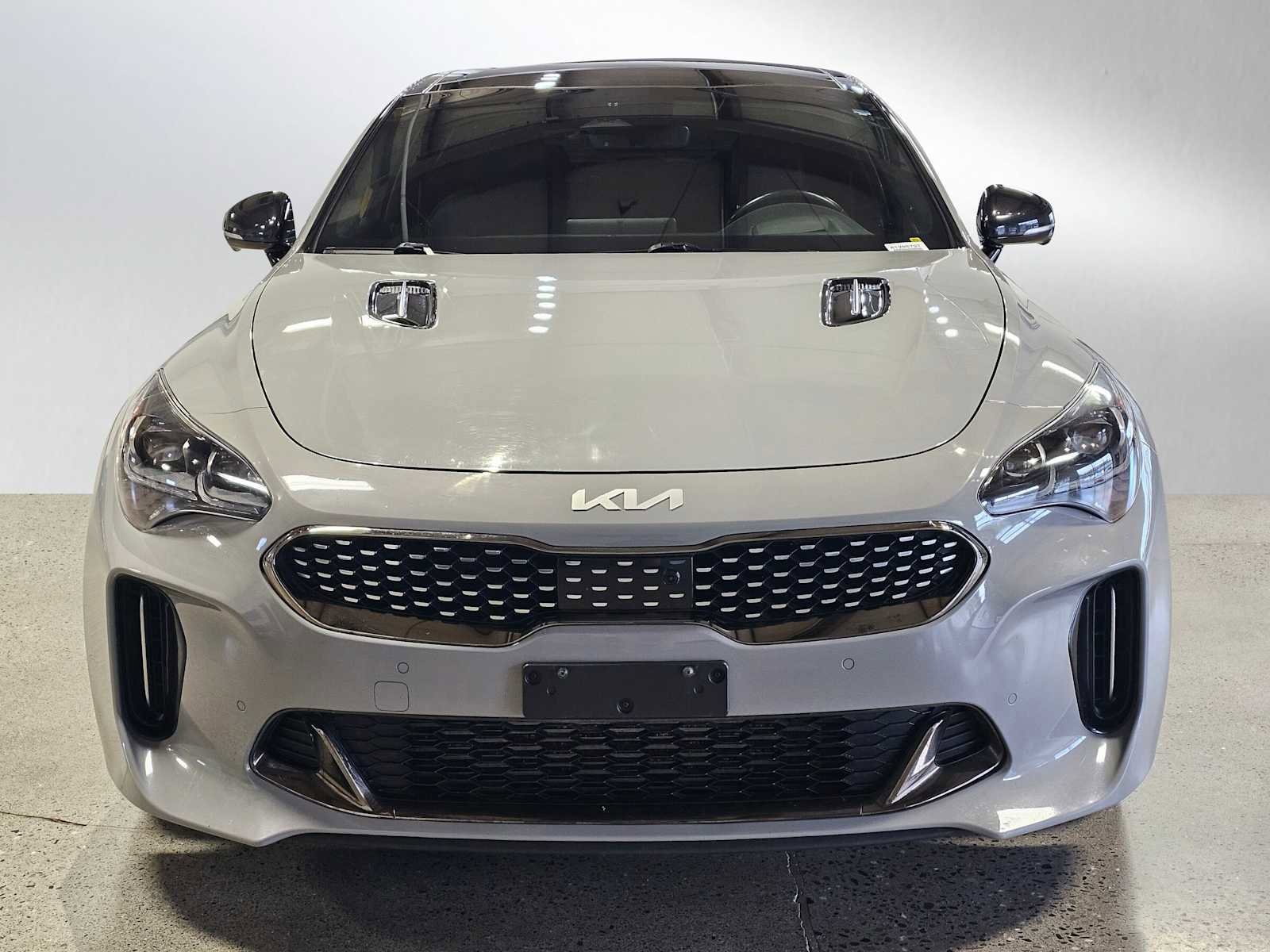 Used 2023 Kia Stinger GT2 w/ Option Group 015 image 2