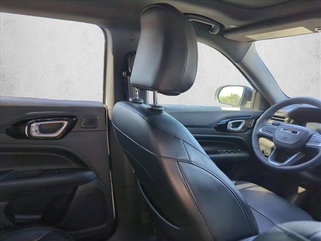 Used 2023 Jeep Compass High Altitude image 18