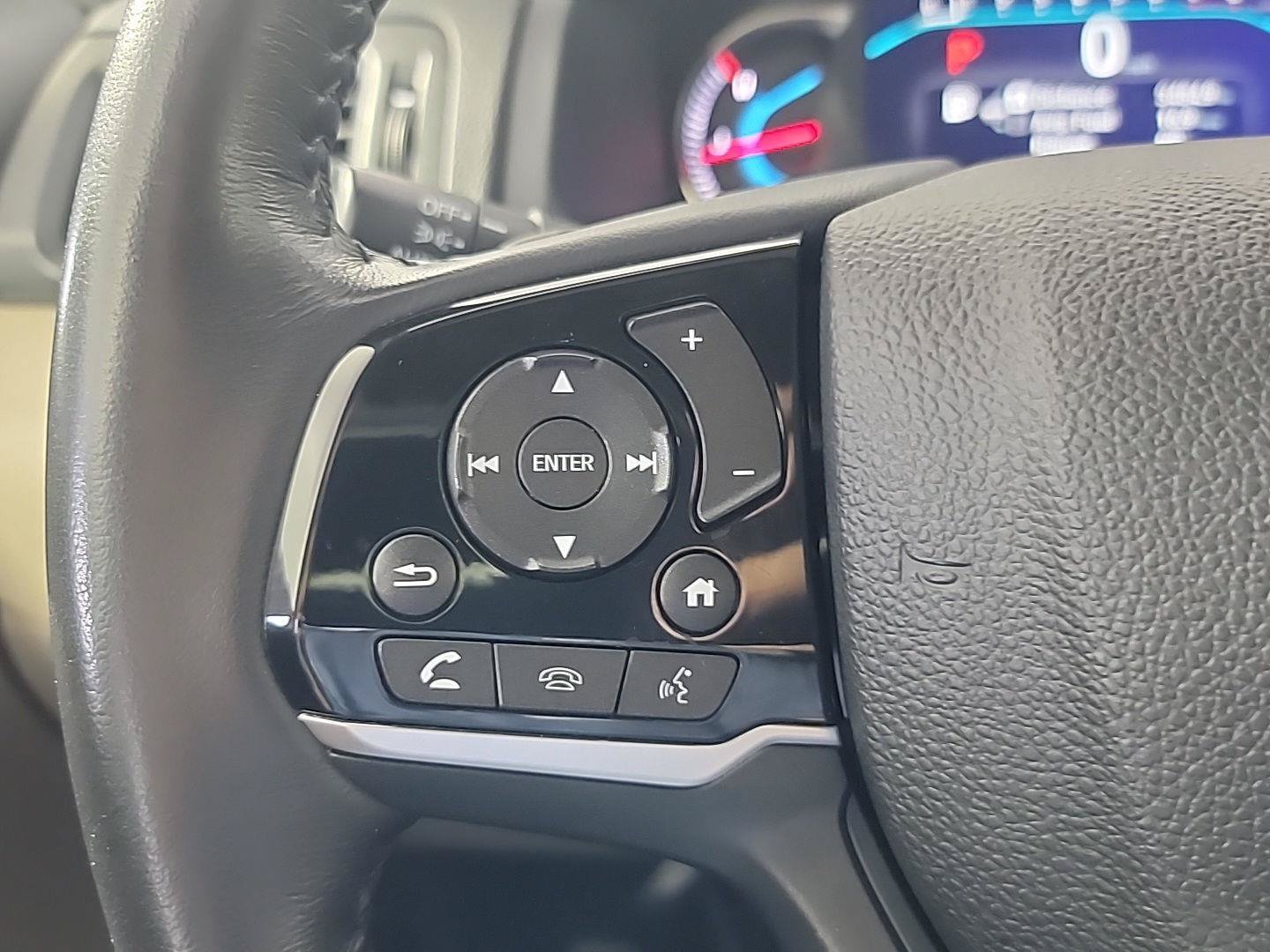 Certified 2021 Honda Pilot Touring image 29