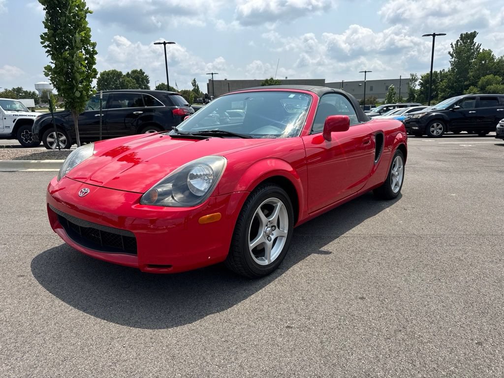 Used 2001 Toyota MR2 RWD image 2