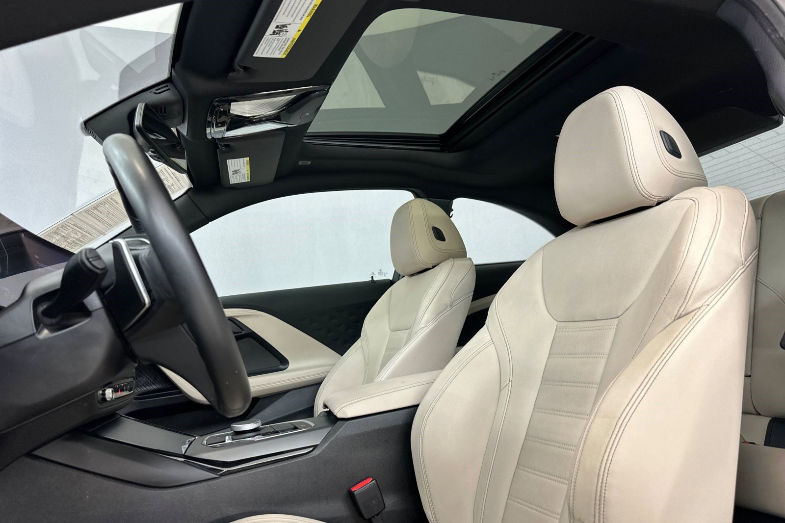 Used 2023 BMW 230i 230i w/ Convenience Package image 15