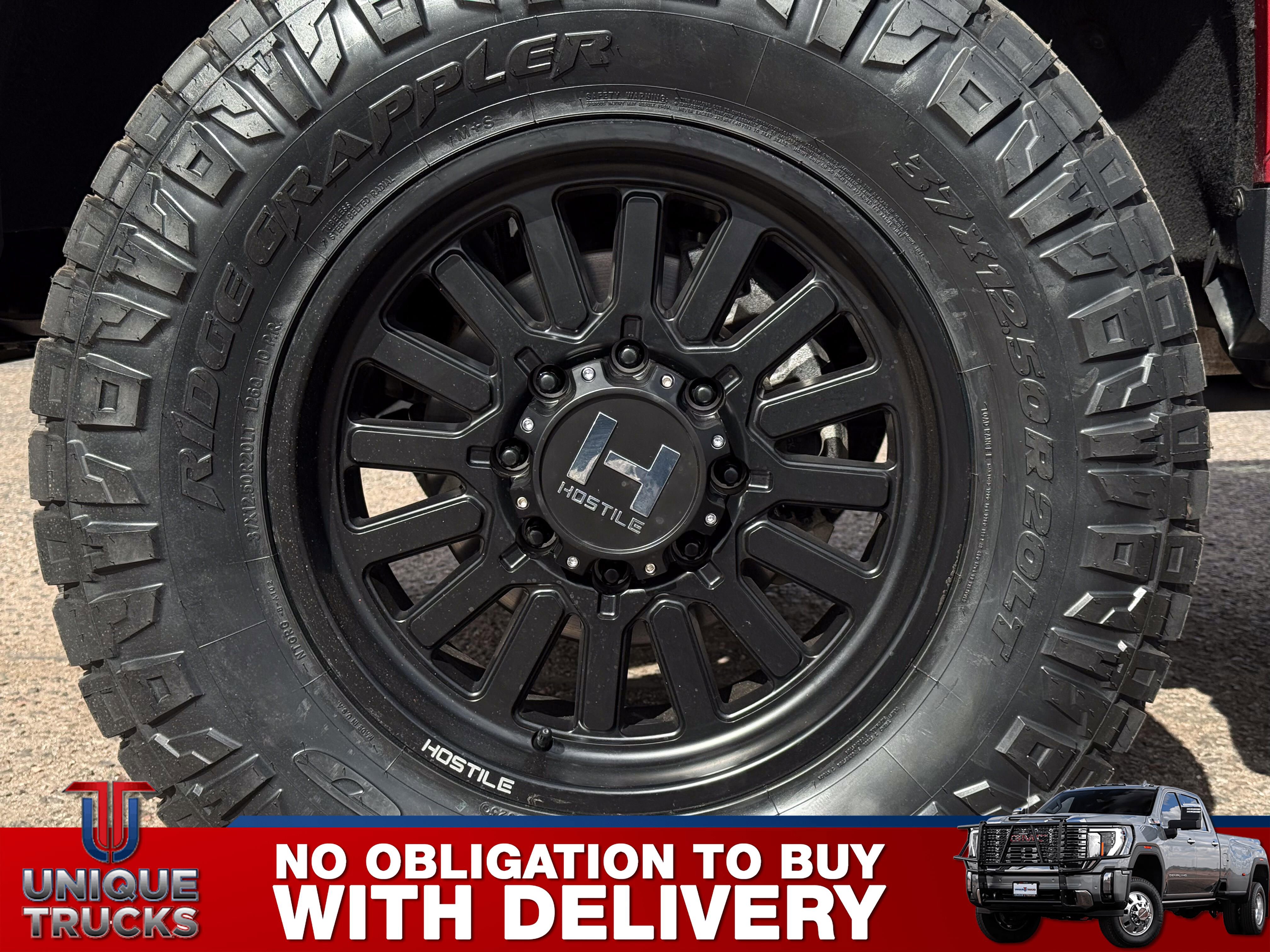 Used 2024 GMC Sierra 2500 Denali w/ Technology Package image 12