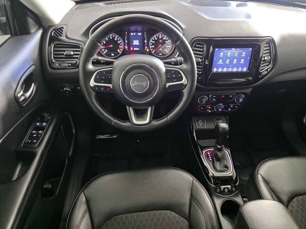 Certified 2020 Jeep Compass Altitude image 13