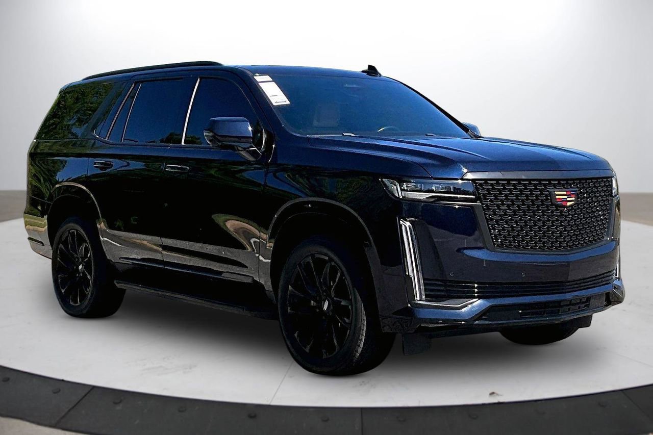 Used 2021 Cadillac Escalade Premium Luxury w/ LPO, Illumination Package AWD/4WD image 2