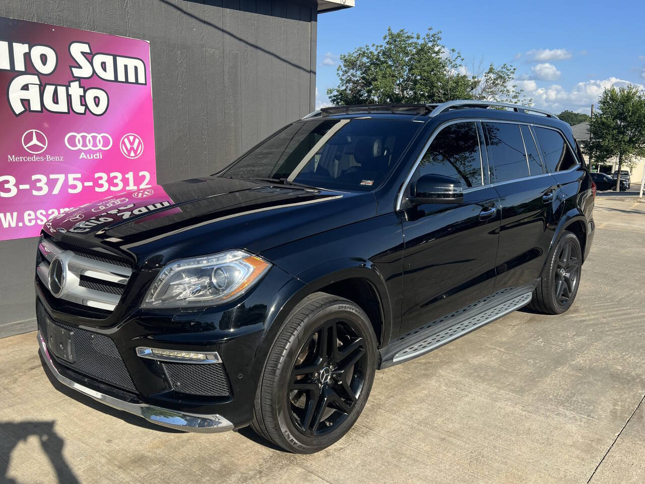 Used 2013 Mercedes-Benz GL 550 4MATIC image 4