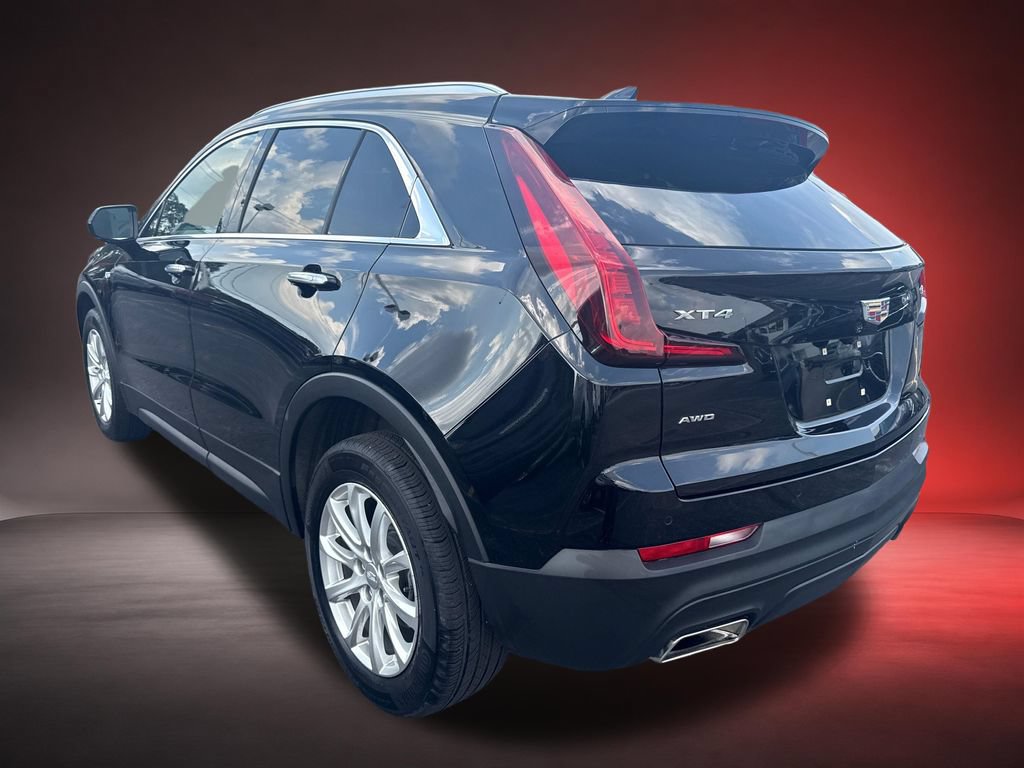 Certified 2023 Cadillac XT4 Luxury w/ Cold Weather Package AWD/4WD image 6