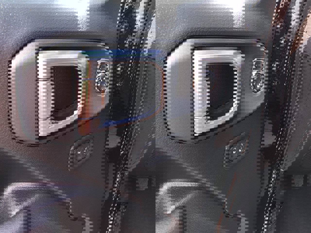 New 2026 Jeep Gladiator Sport image 12