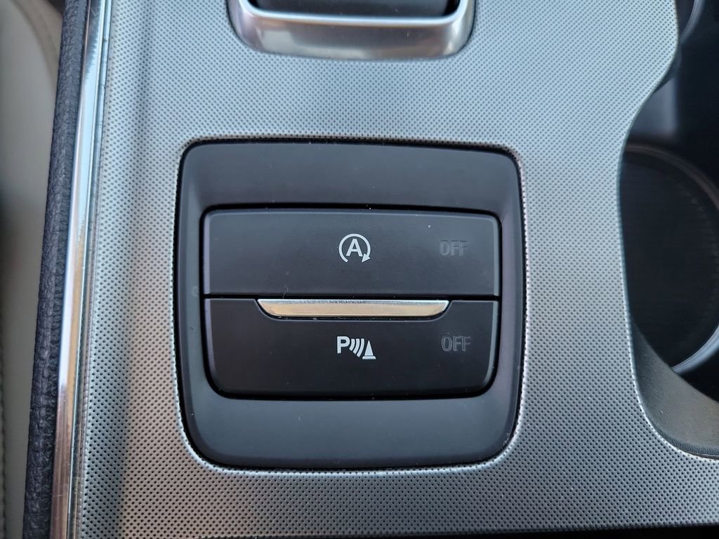 Used 2024 Ford Edge Titanium image 15