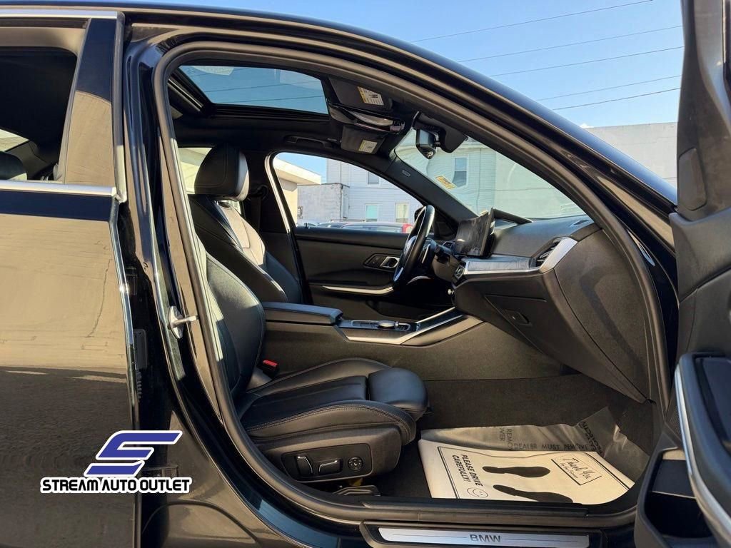 Used 2024 BMW 330i xDrive Sedan image 14