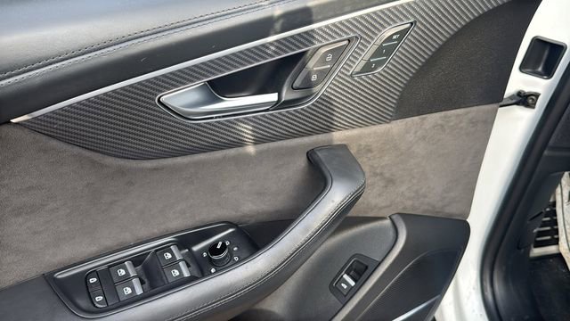 Used 2022 Audi RS Q8 image 23