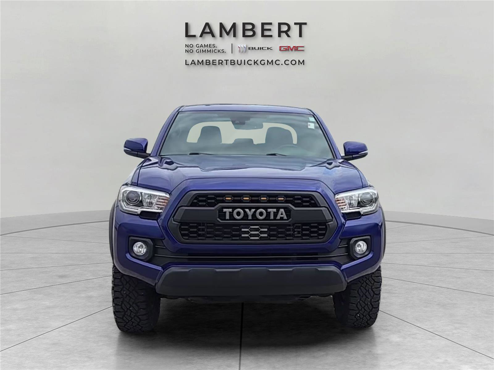 Used 2022 Toyota Tacoma TRD Off-Road AWD/4WD image 8