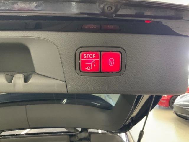 Used 2019 Mercedes-Benz GLC 63 AMG 4MATIC image 33