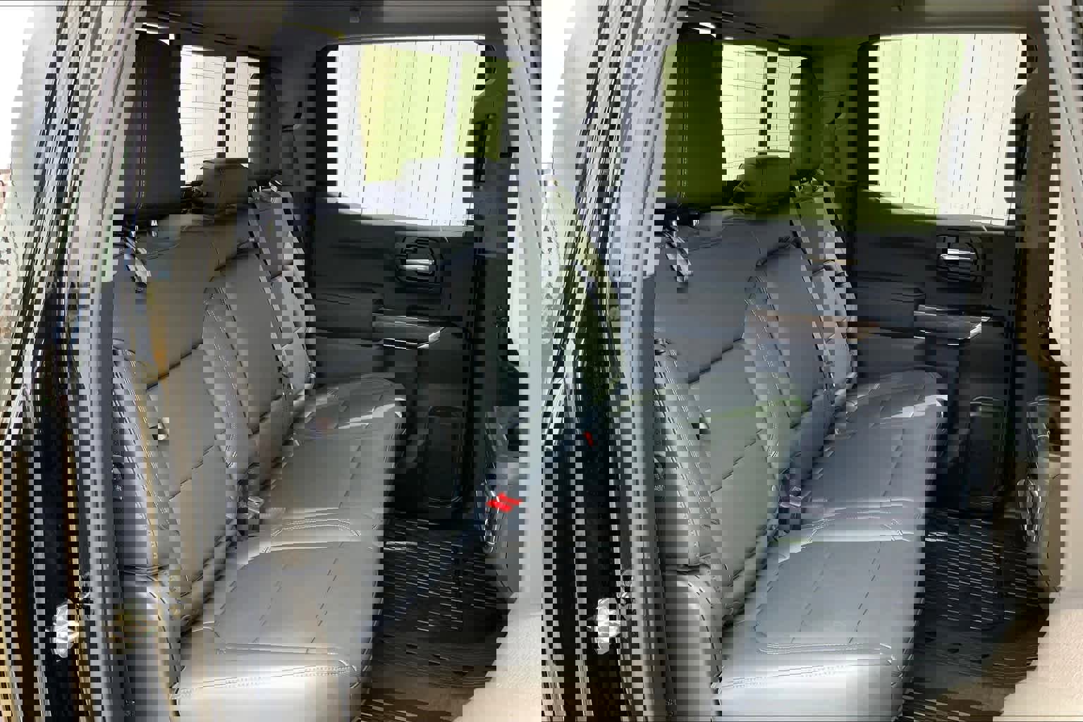 Used 2020 GMC Sierra 1500 SLT image 19