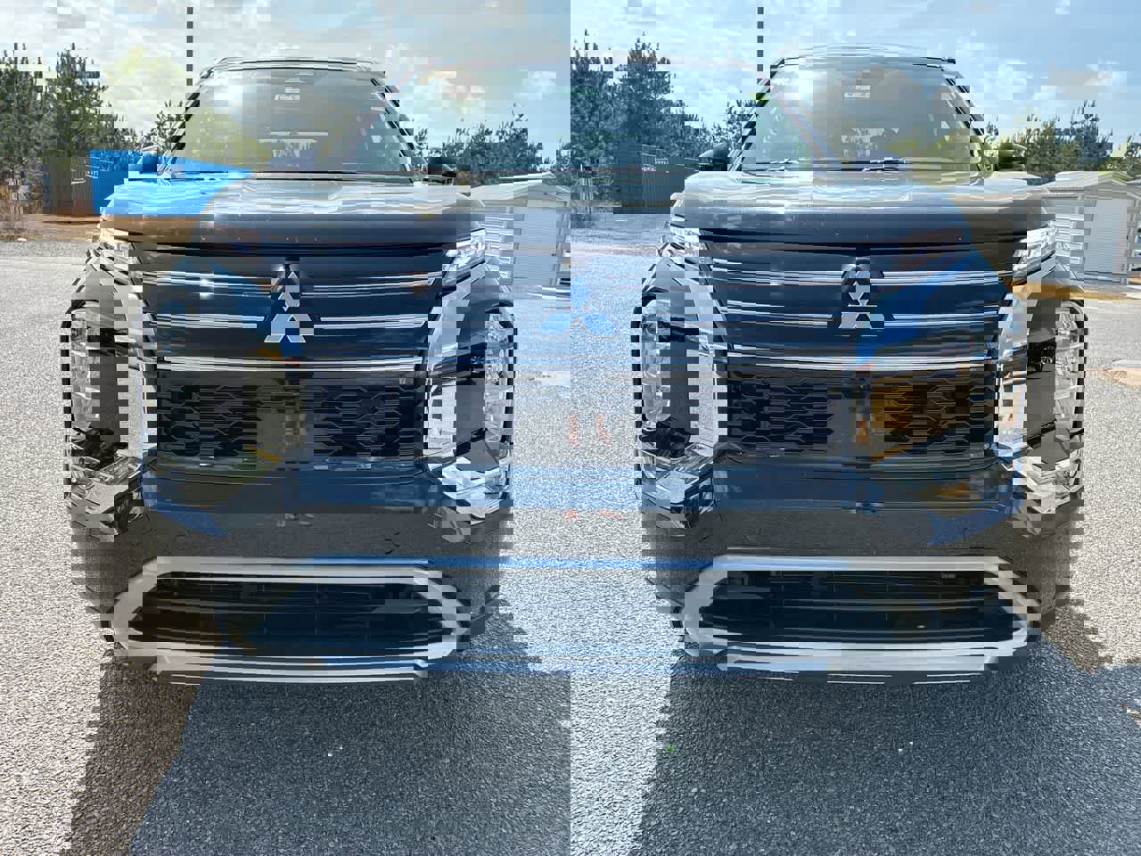 Used 2025 Mitsubishi Outlander SE image 38