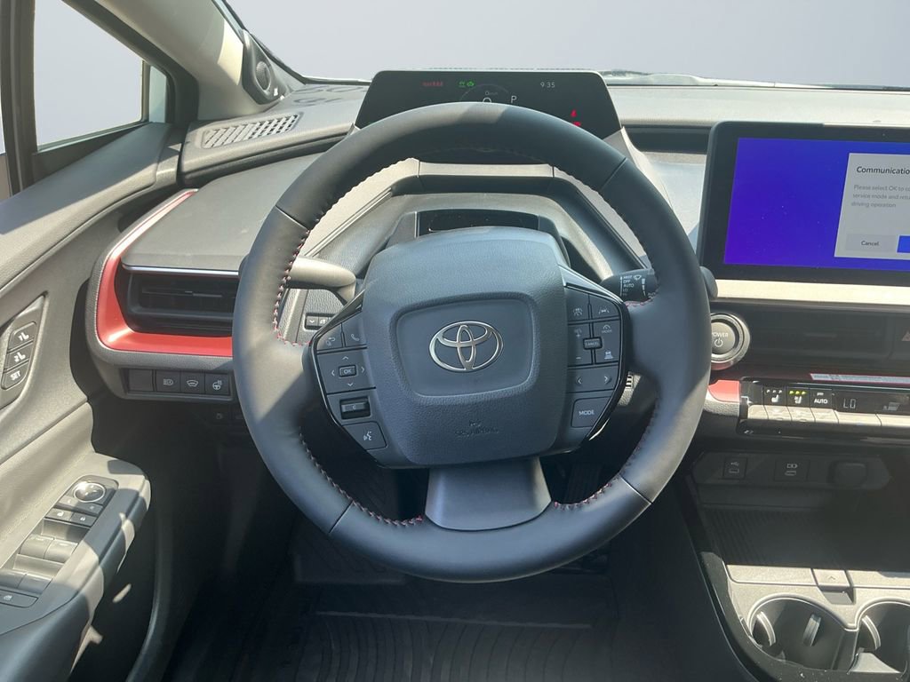 New 2025 Toyota Prius Plug-In Hybrid image 12