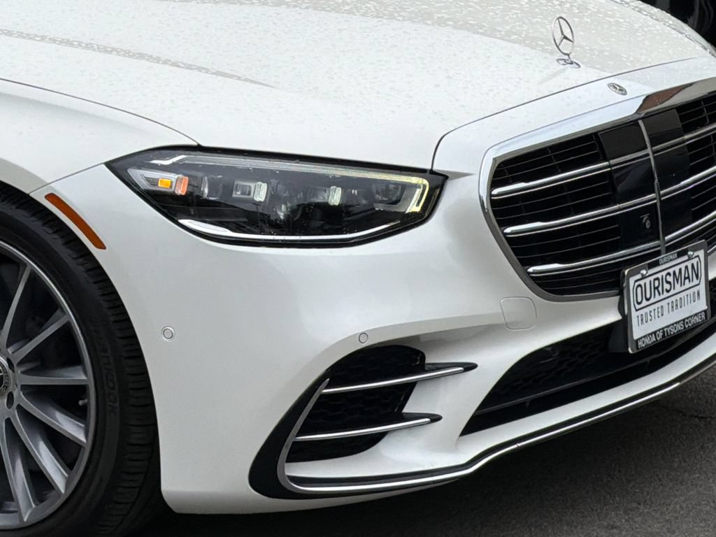 Used 2022 Mercedes-Benz S 580 4MATIC Sedan w/ AMG Line Package image 6