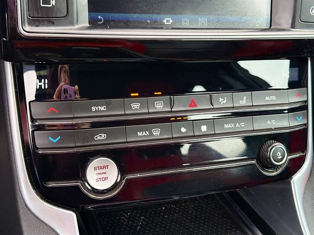 Used 2018 Jaguar XE S image 16