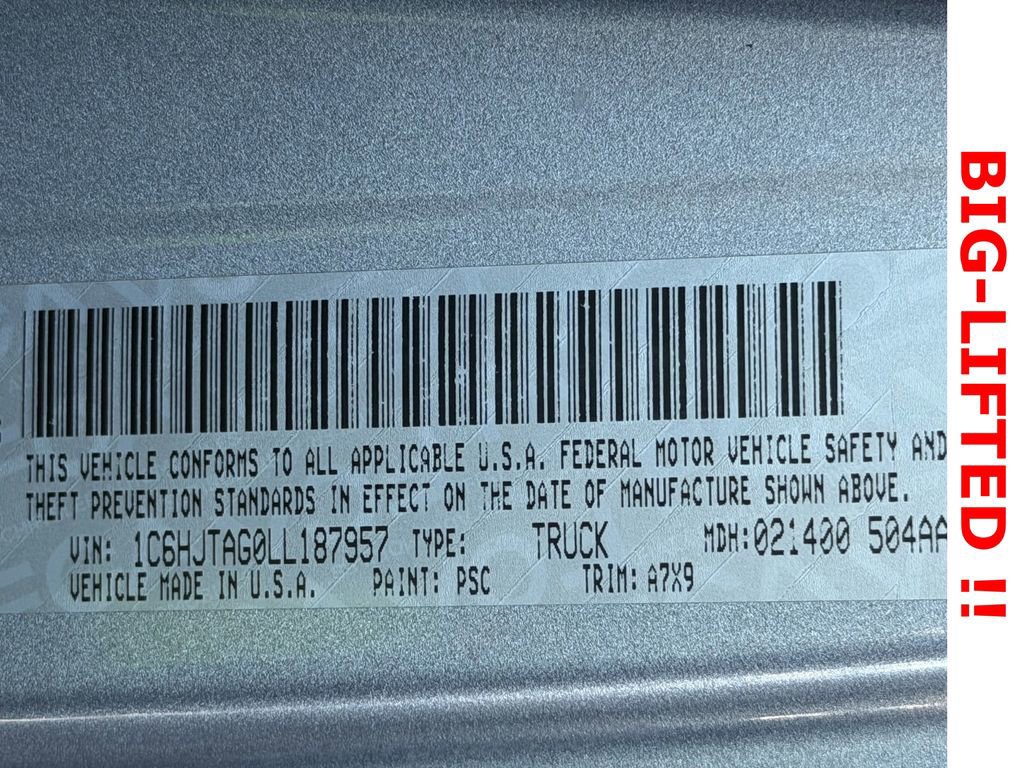 Used 2020 Jeep Gladiator Sport w/ Quick Order Package 24S image 11