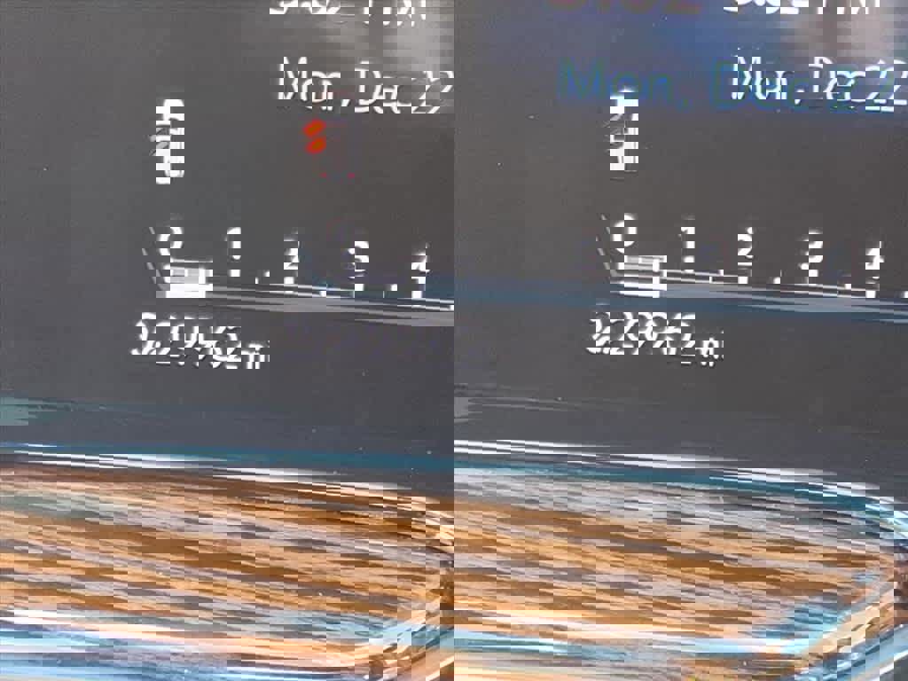 Used 2021 Cadillac Escalade Luxury image 14