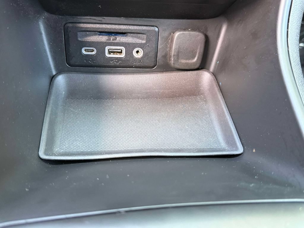 Used 2023 GMC Terrain SLT w/ LPO, Floor Liner Package FWD image 24