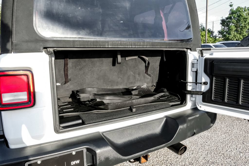 Used 2022 Jeep Wrangler Sport AWD/4WD image 28