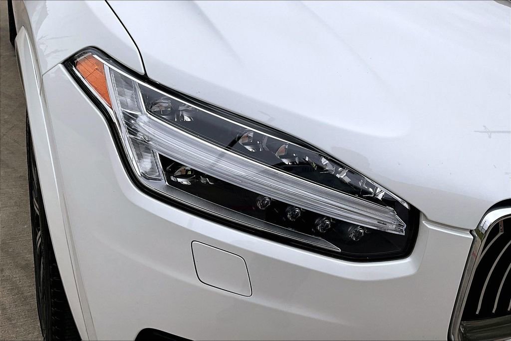 Used 2023 Volvo XC90 B5 Core w/ Climate Package image 40