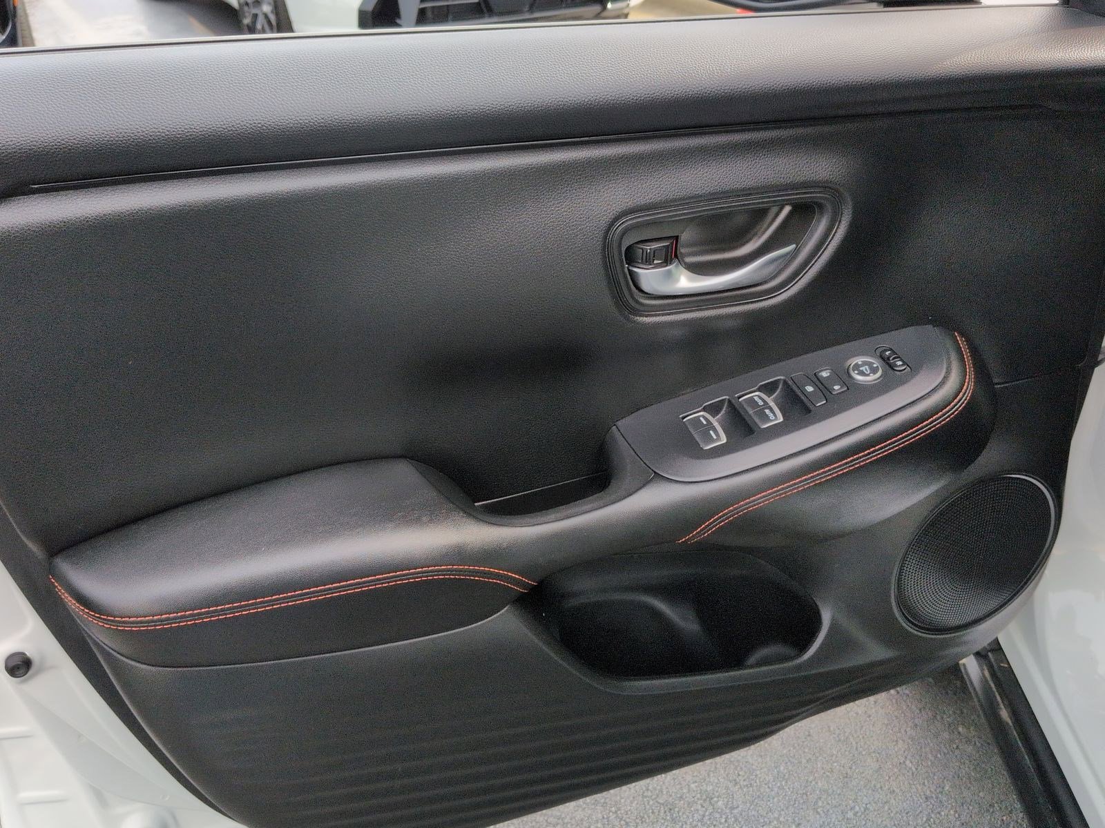 Used 2024 Honda HR-V Sport image 14