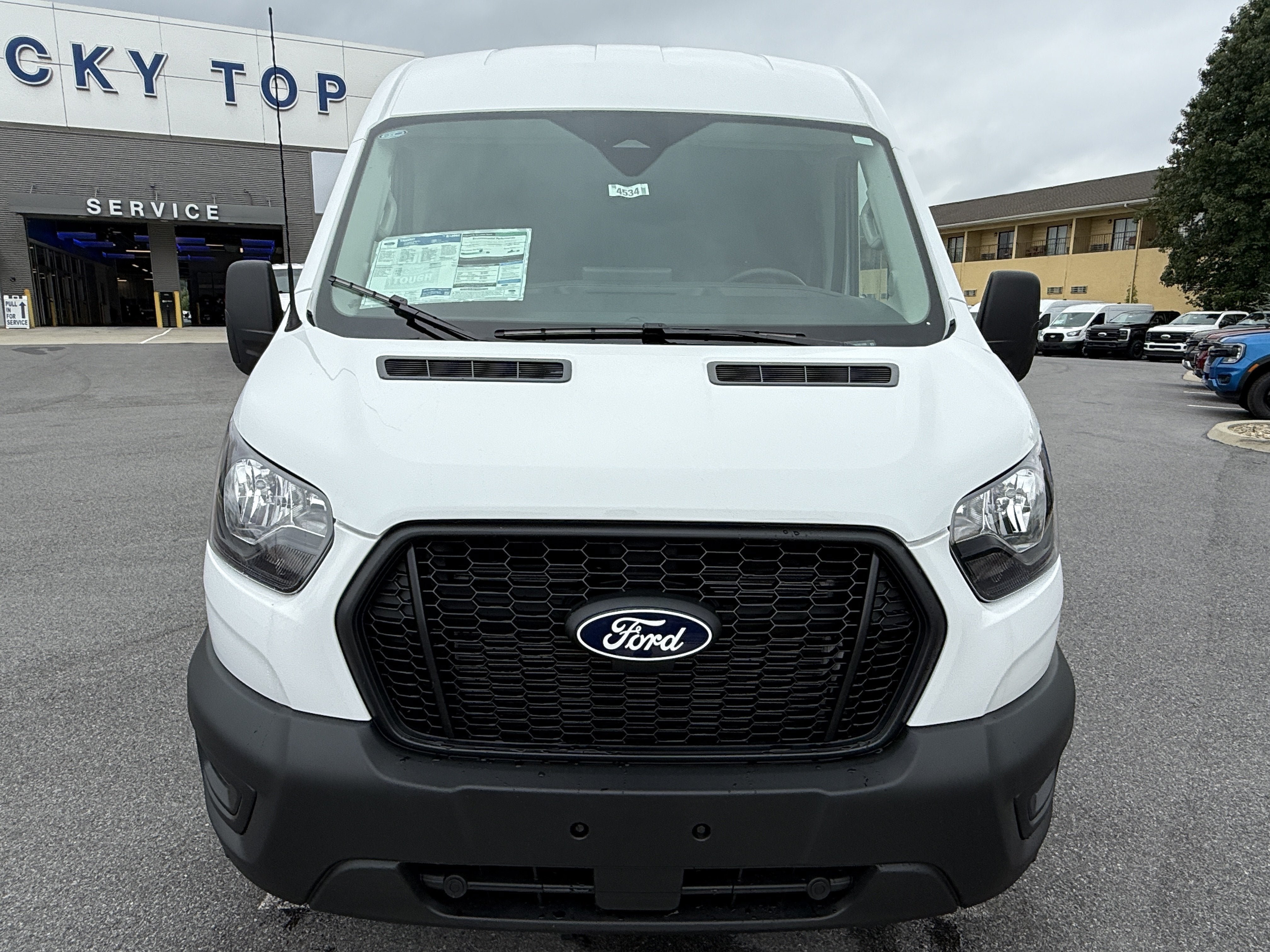 New 2026 Ford Transit 250 148 Medium Roof w/ Load Area Protection Package RWD image 2