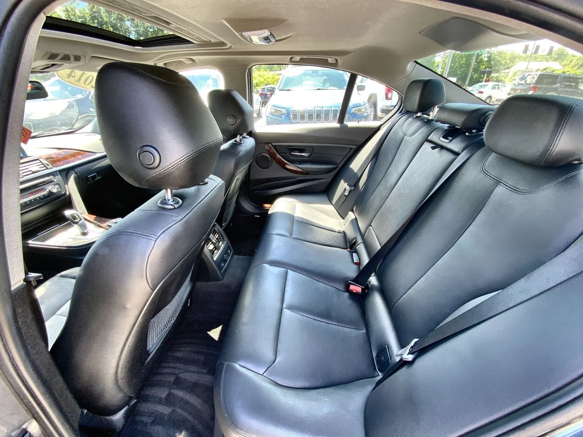 Used 2014 BMW 328i xDrive Sedan AWD/4WD image 24