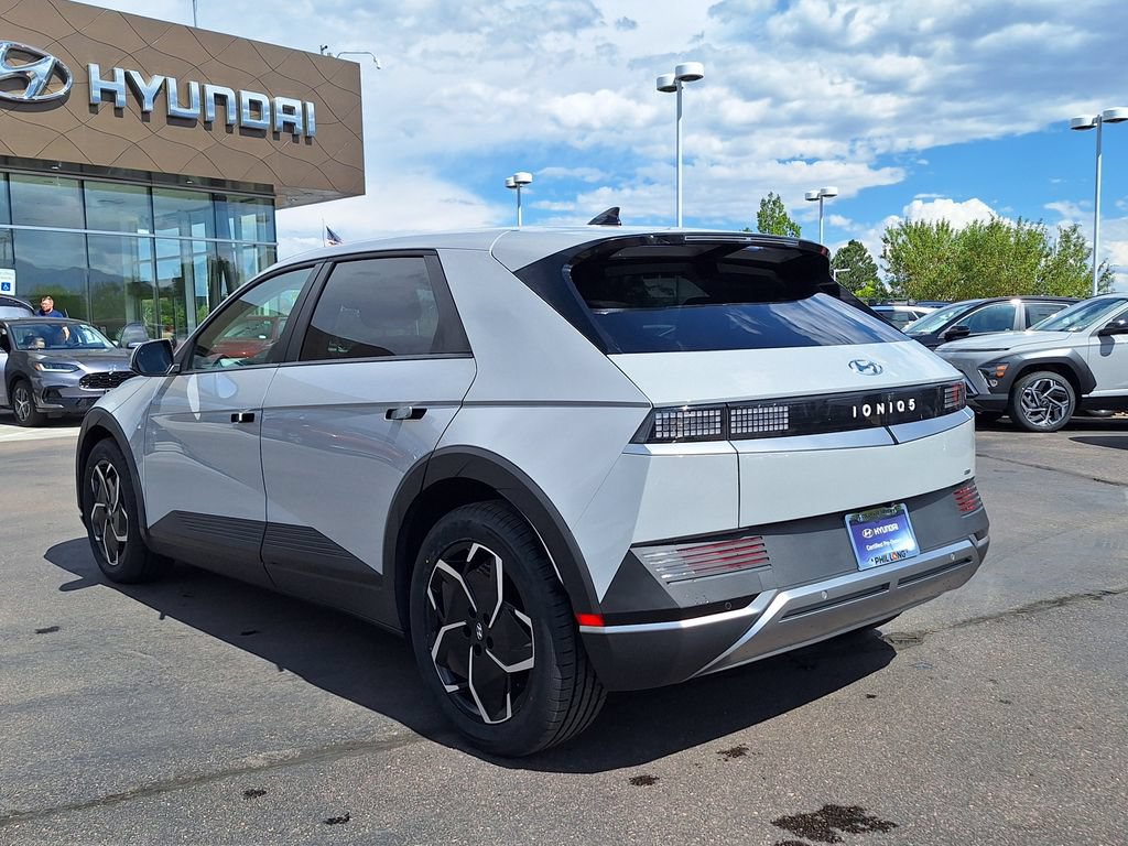 Certified 2024 Hyundai Ioniq 5 SEL AWD/4WD image 5