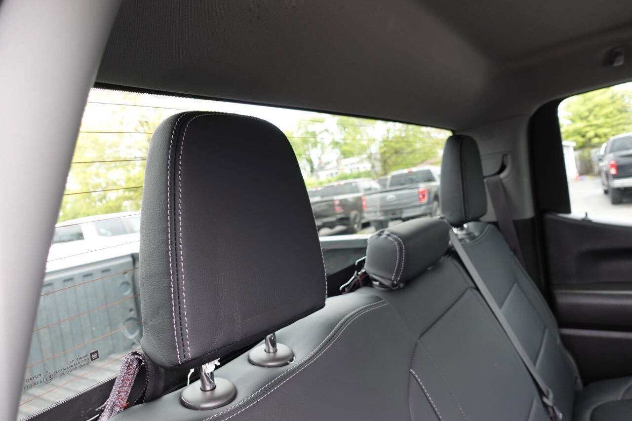 Used 2024 Chevrolet Silverado 1500 Custom AWD/4WD image 26