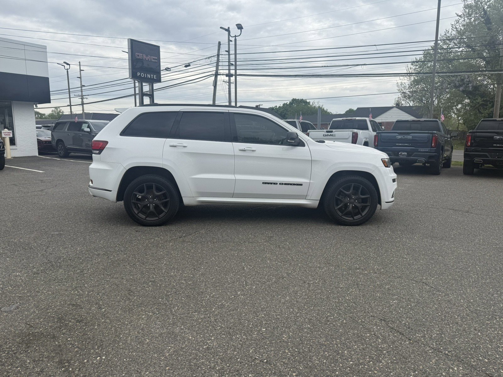 Used 2019 Jeep Grand Cherokee Limited X image 3
