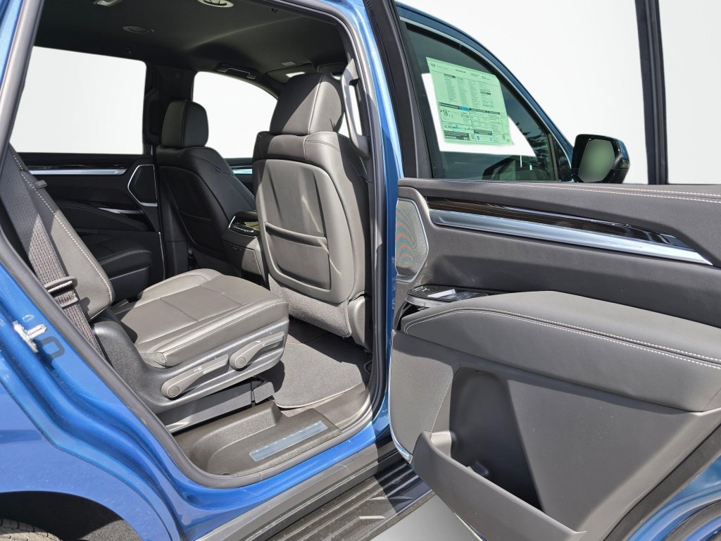 New 2026 Cadillac Escalade 4WD image 19