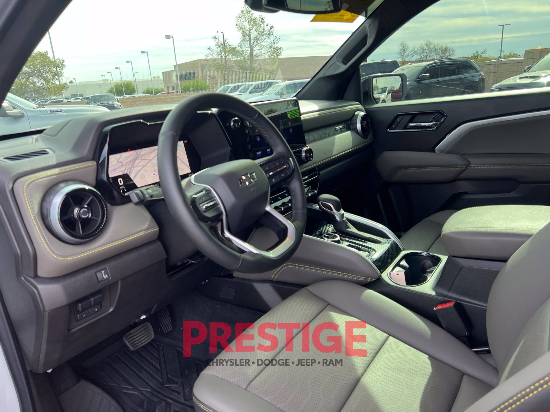 Used 2025 Chevrolet Colorado ZR2 w/ ZR2 Bison Edition AWD/4WD image 32