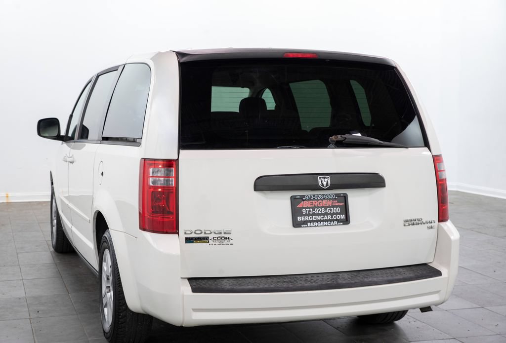 Used 2010 Dodge Grand Caravan SE w/ Climate Group FWD image 10