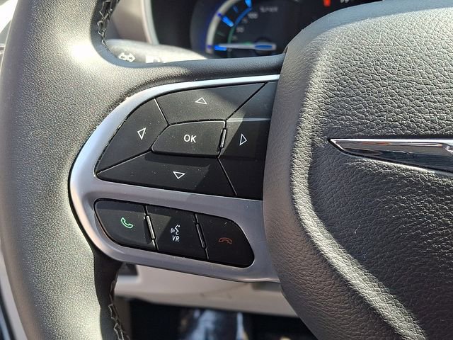 Used 2024 Chrysler Pacifica Limited image 18