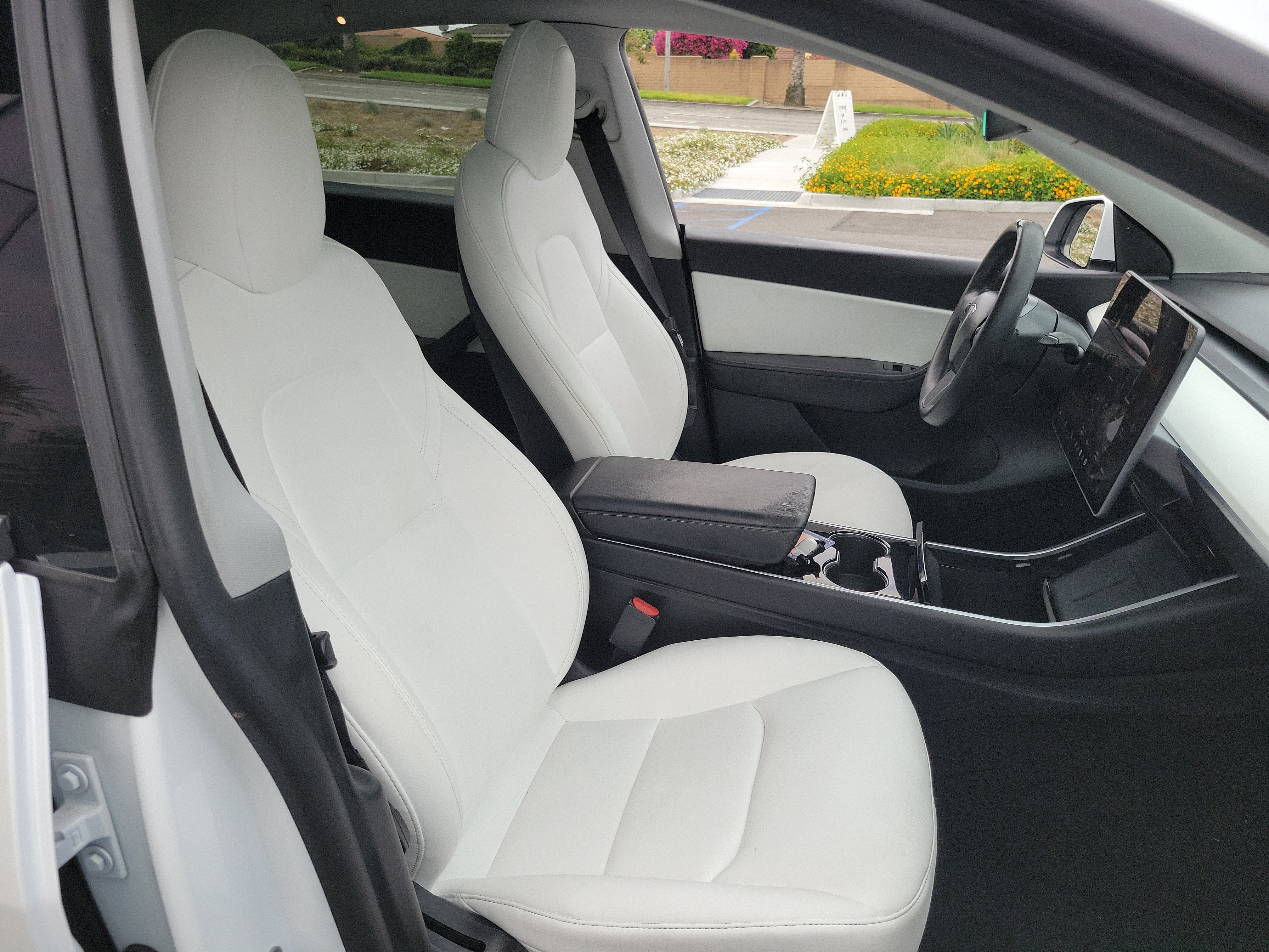 Used 2020 Tesla Model Y Long Range AWD/4WD image 24
