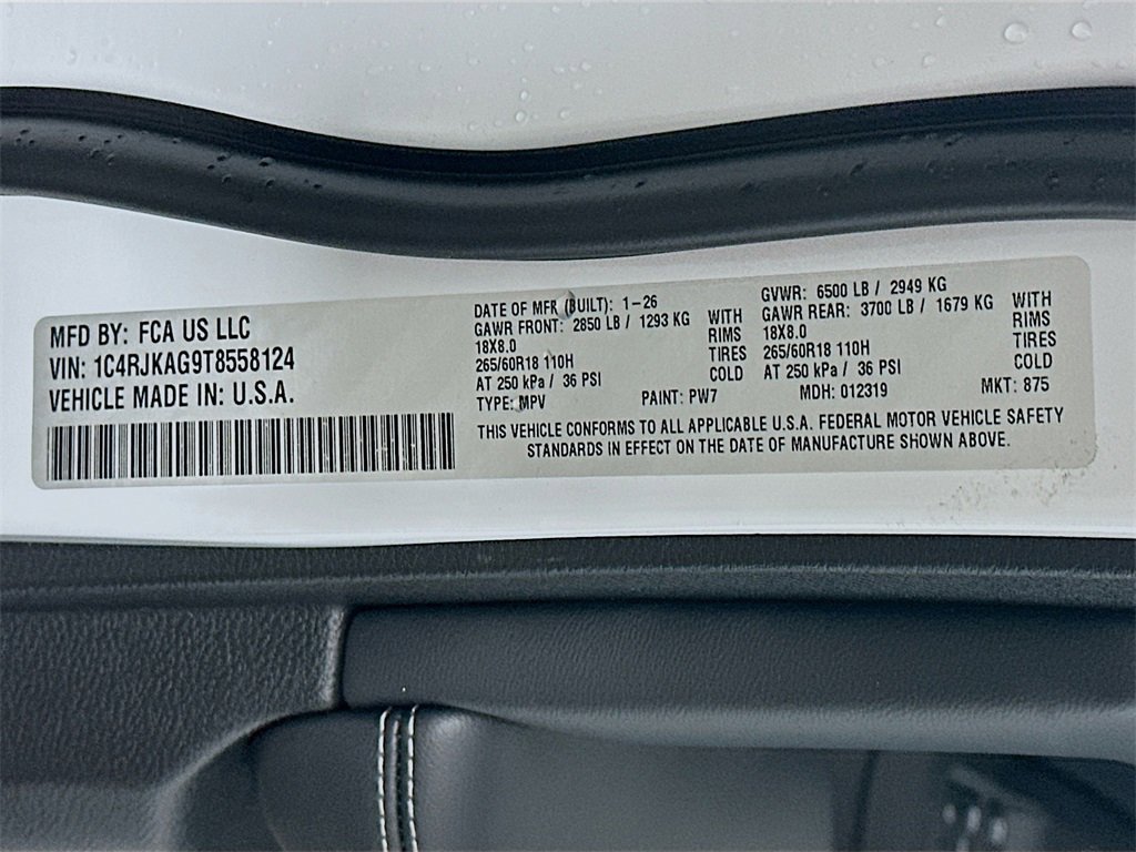 New 2026 Jeep Grand Cherokee L Laredo image 19