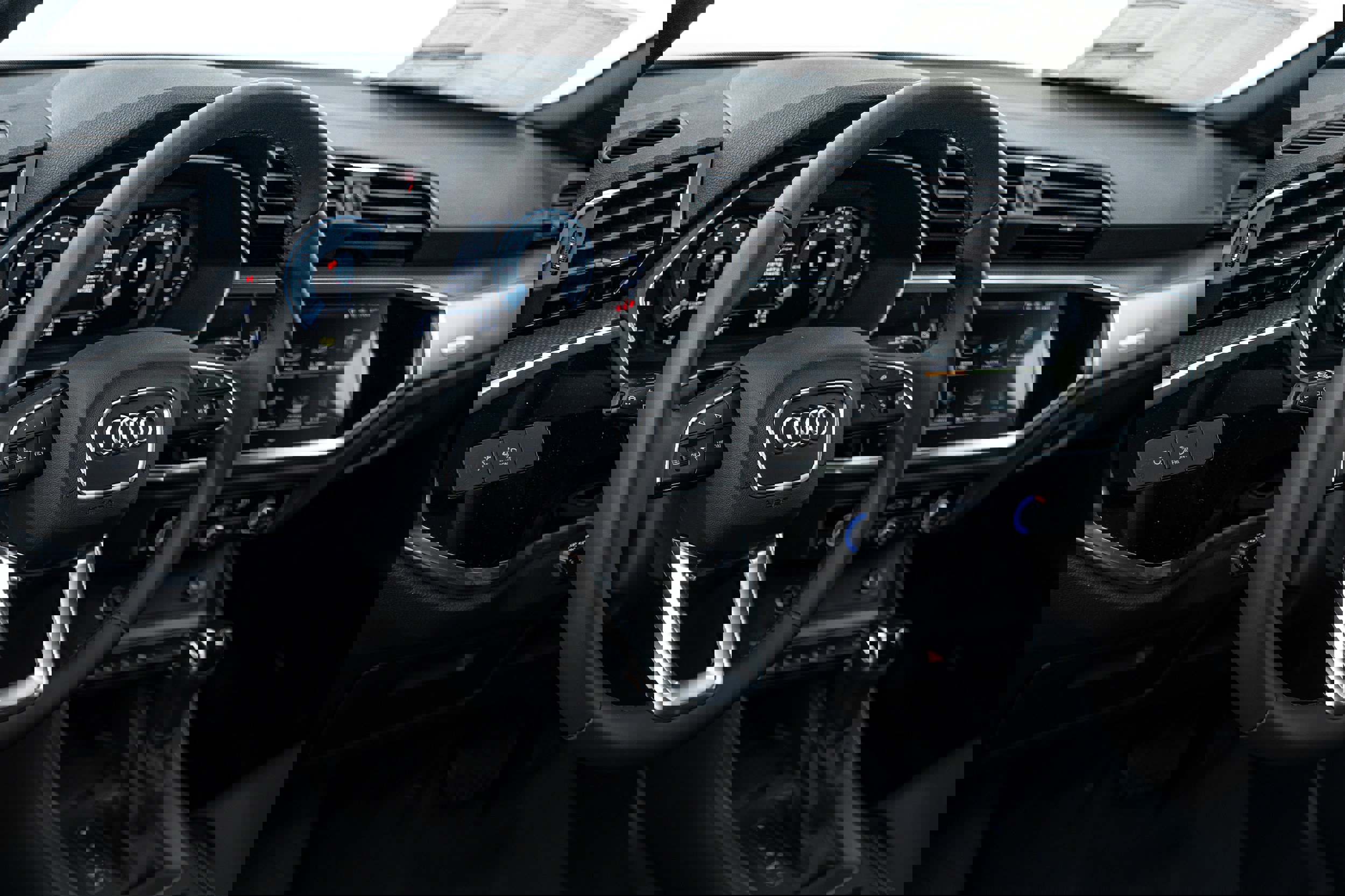 New 2025 Audi Q3 2.0T Premium image 9