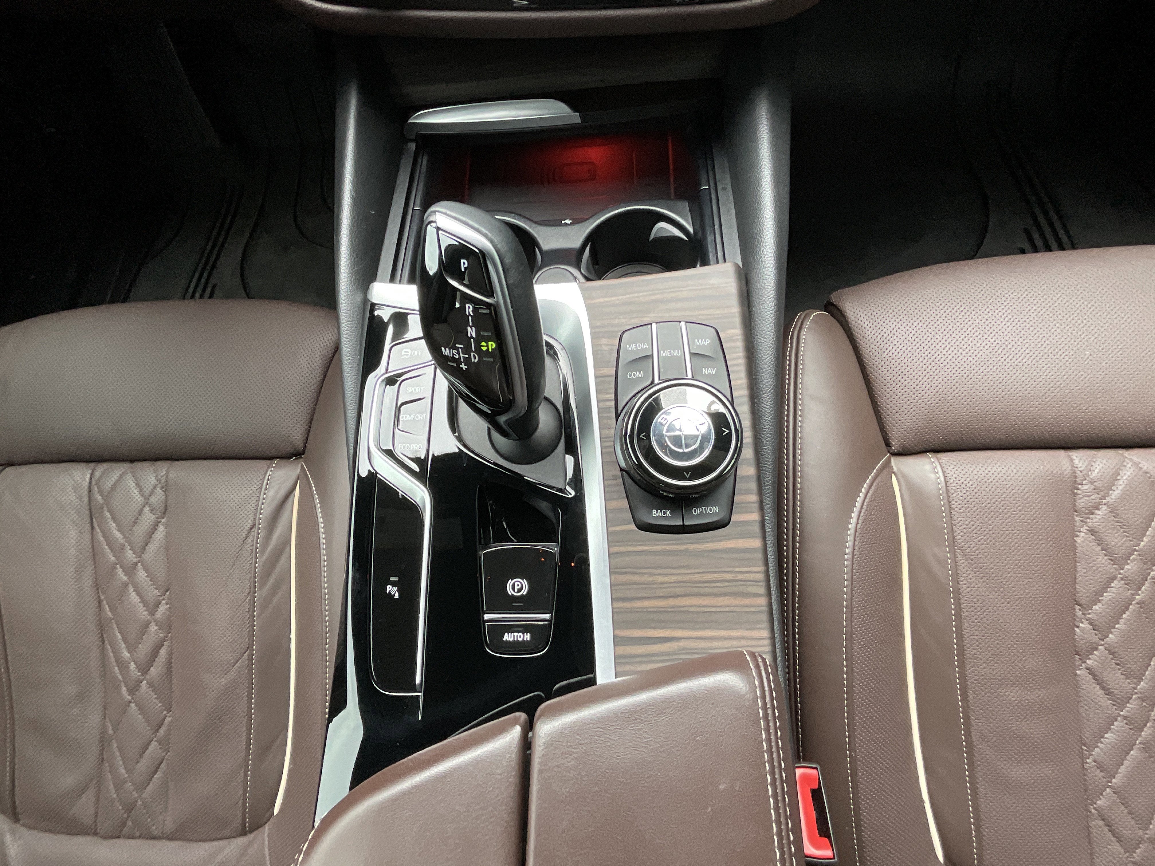 Certified 2023 BMW 540i w/ Executive Package image 18