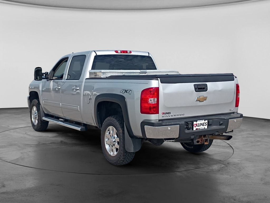 Used 2011 Chevrolet Silverado 2500 LTZ w/ LTZ Plus Package AWD/4WD image 7